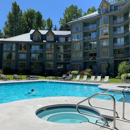Spring Summer Special Cascade Lodge Suite Wifi 2 Hot Tubs Pool Gym Sauna Ski & Bike Storage Room Whistler Exterior photo